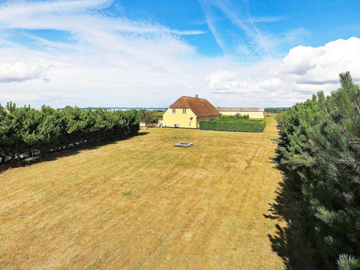 6 Person Holiday Home In Fåborg Eksteriør bilde